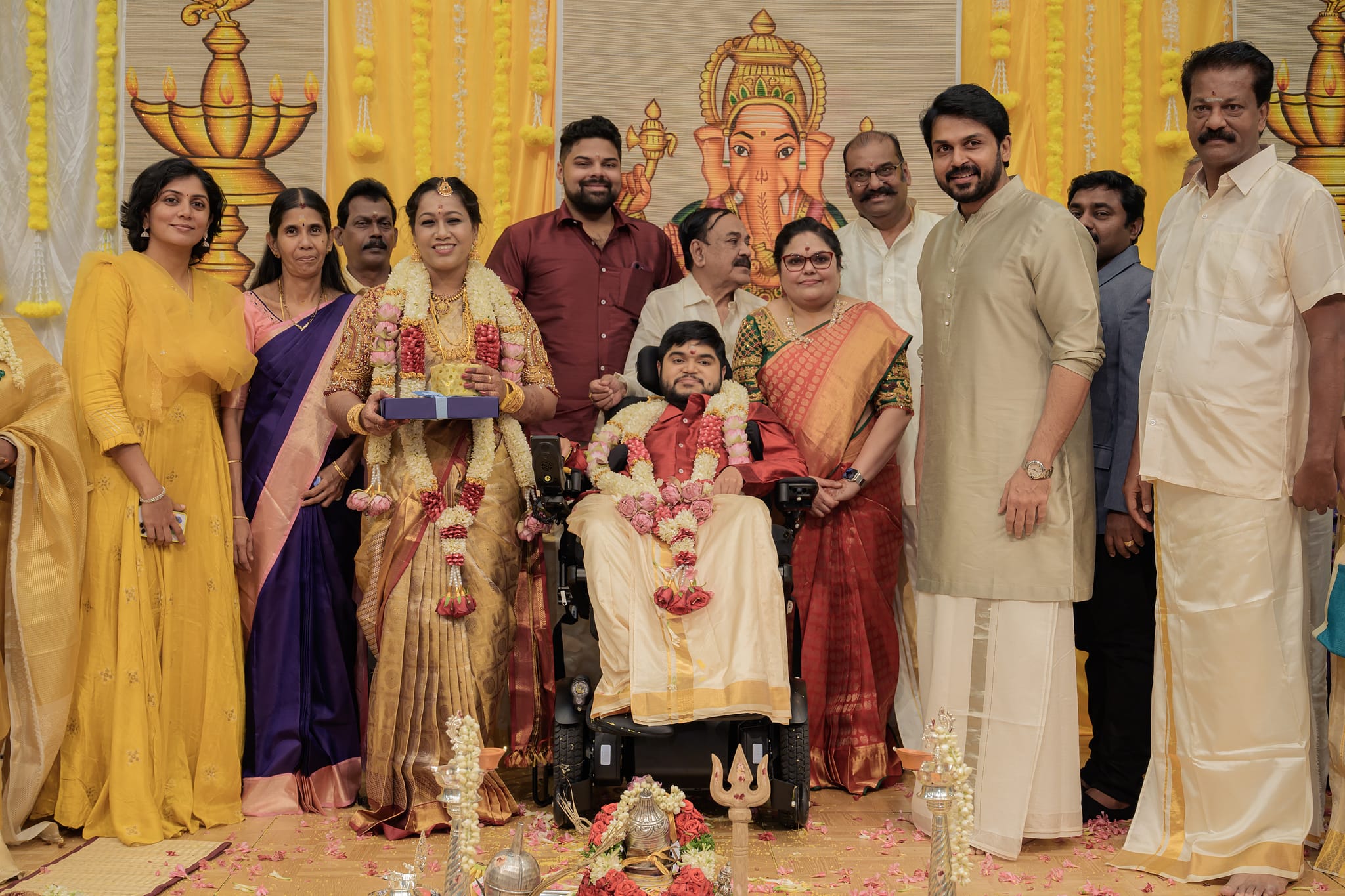 Dhanoosh X Akshaya - Photo 13