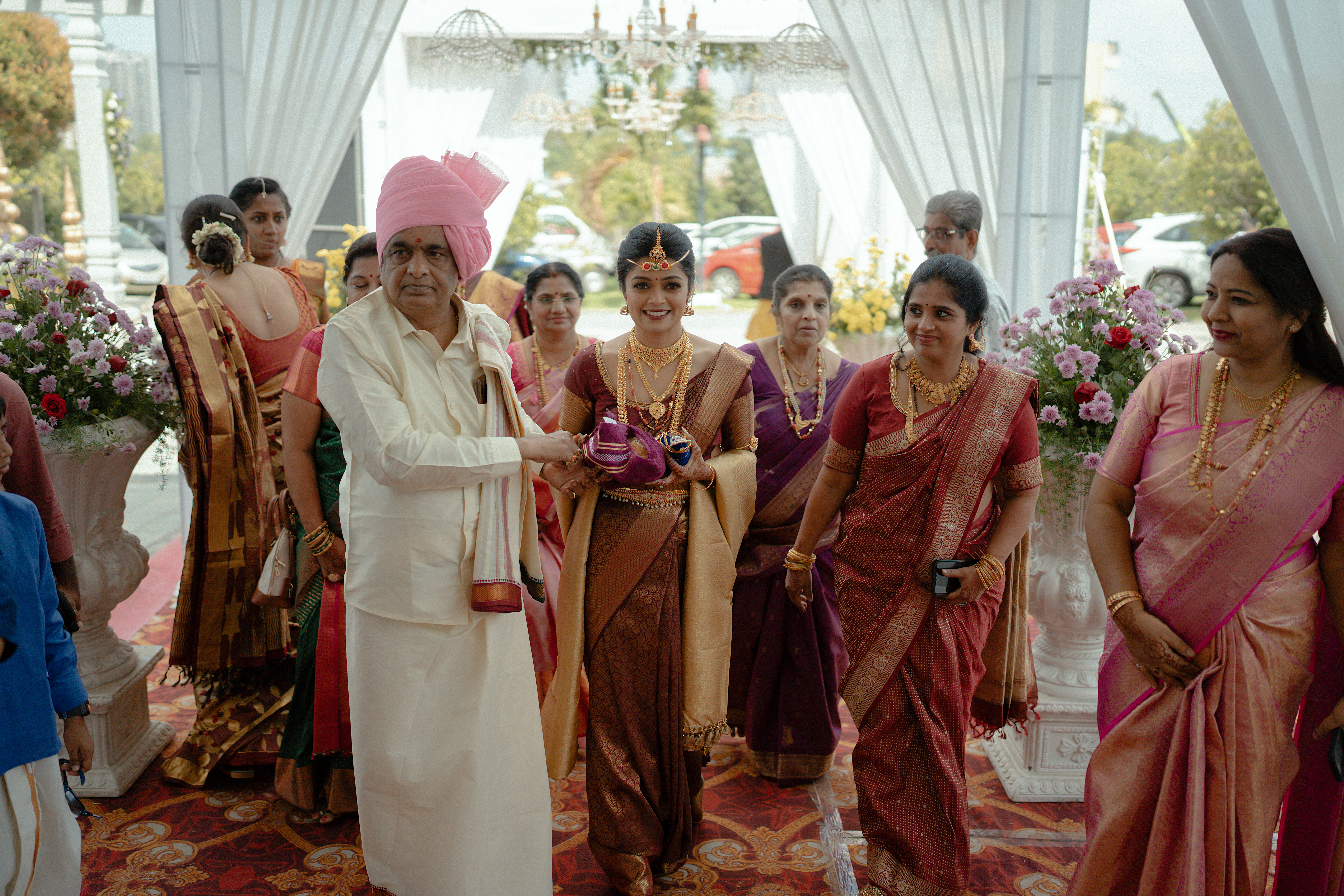 How to Find the Best Candid Photographer for Hindu Weddings in Bangalore: The Ultimate Guide