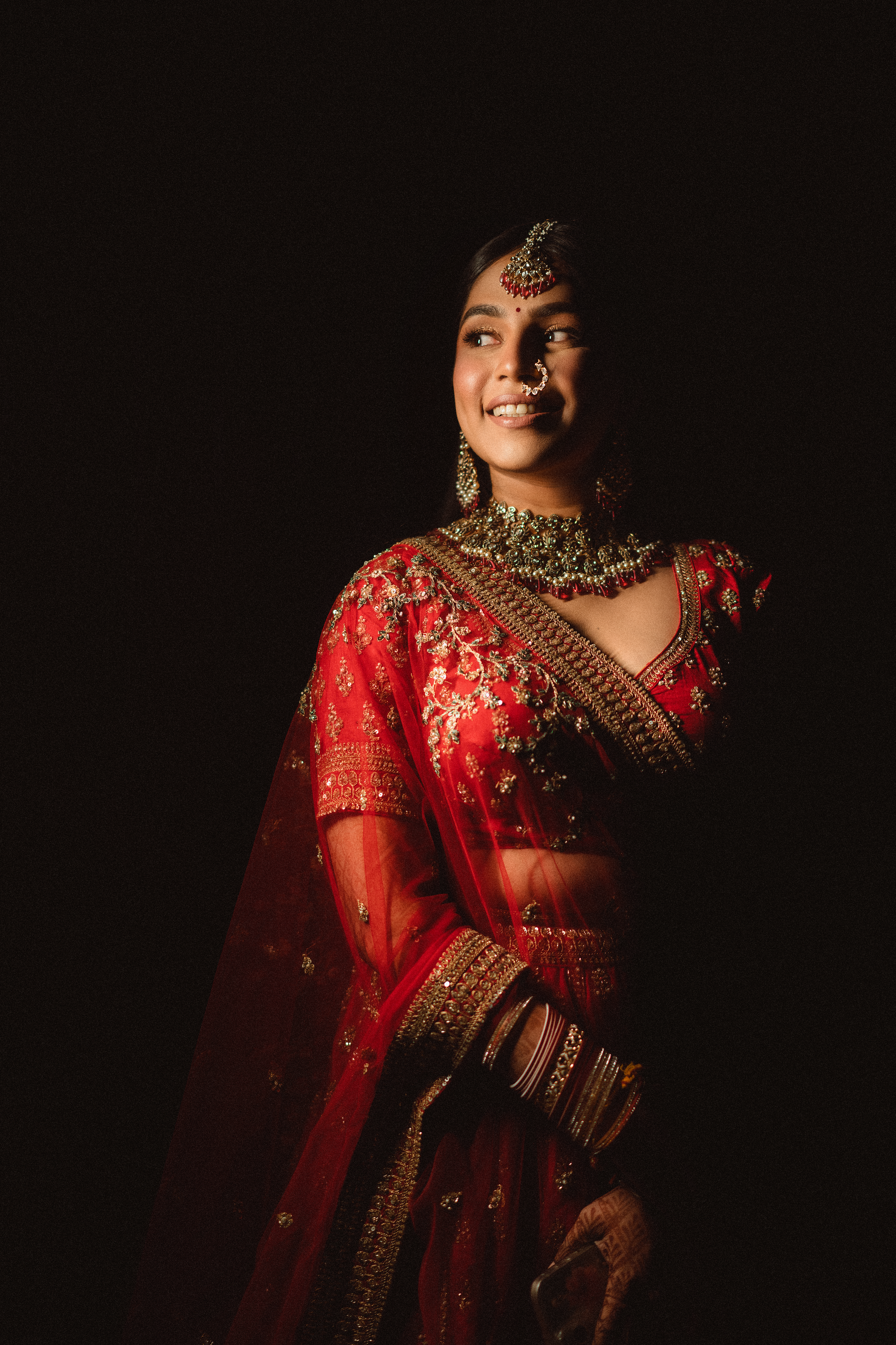 Candid vs Cinematic Wedding Photography in Hyderabad: Which is Best for You?