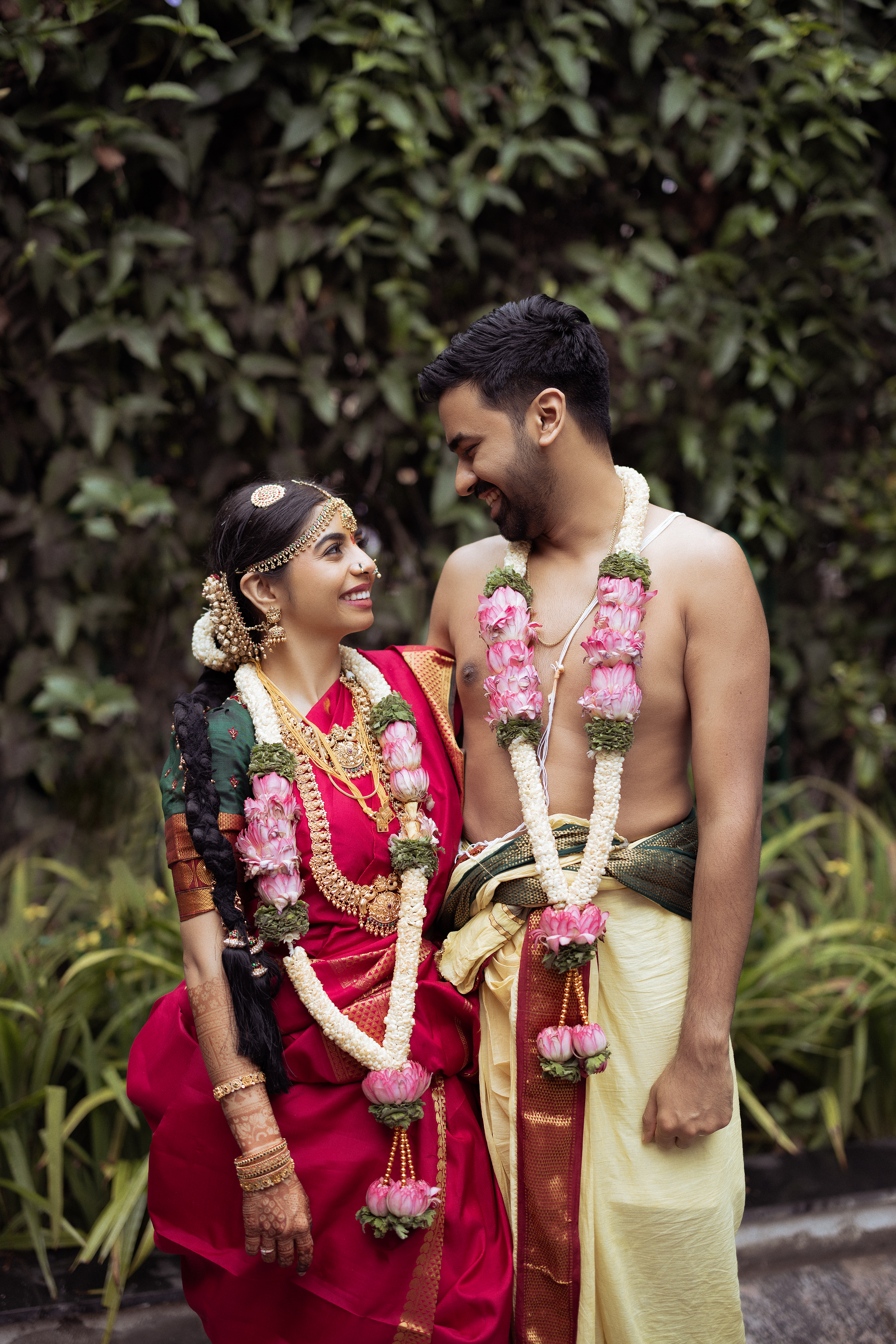 Capture Your Dream Wedding: Meenakshi Temple Wedding Photographer