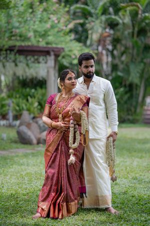 Mathivadhani & Aravind — photograph 14