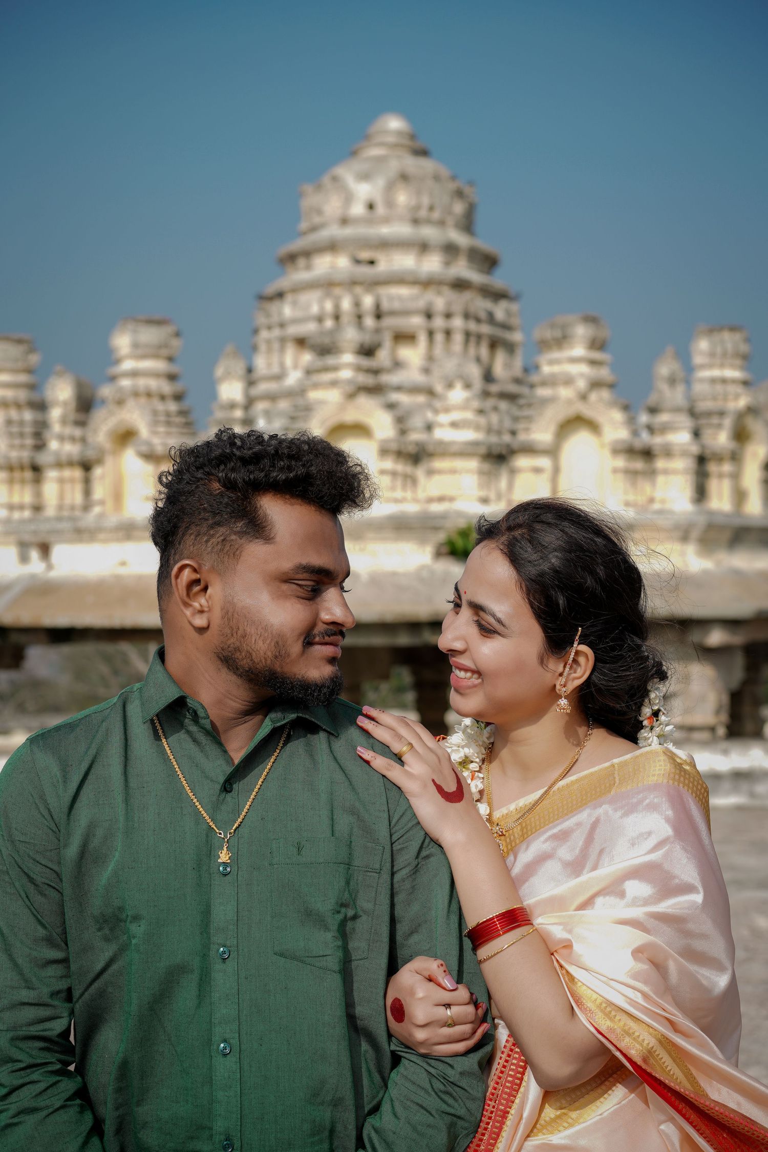 Pooja & Naresh — photograph 14