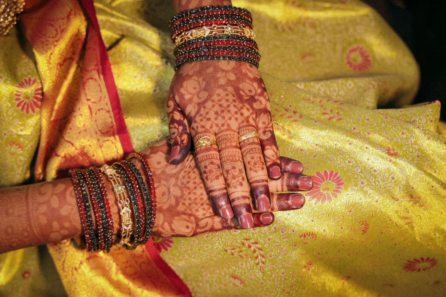 Seethashri & Akash — photograph 8
