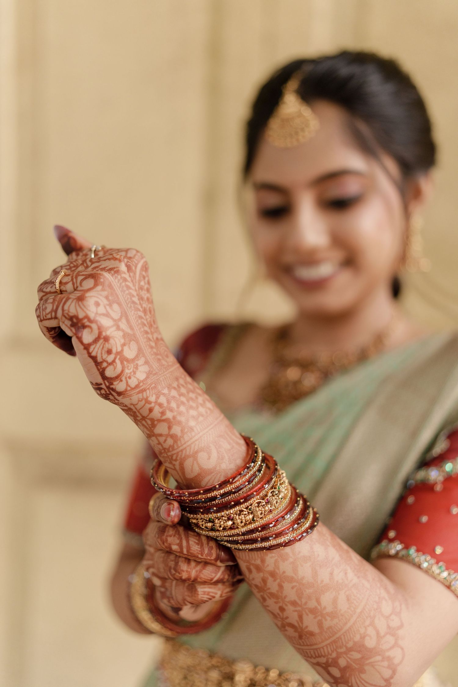 Subiksaa & Praveen — photograph 2