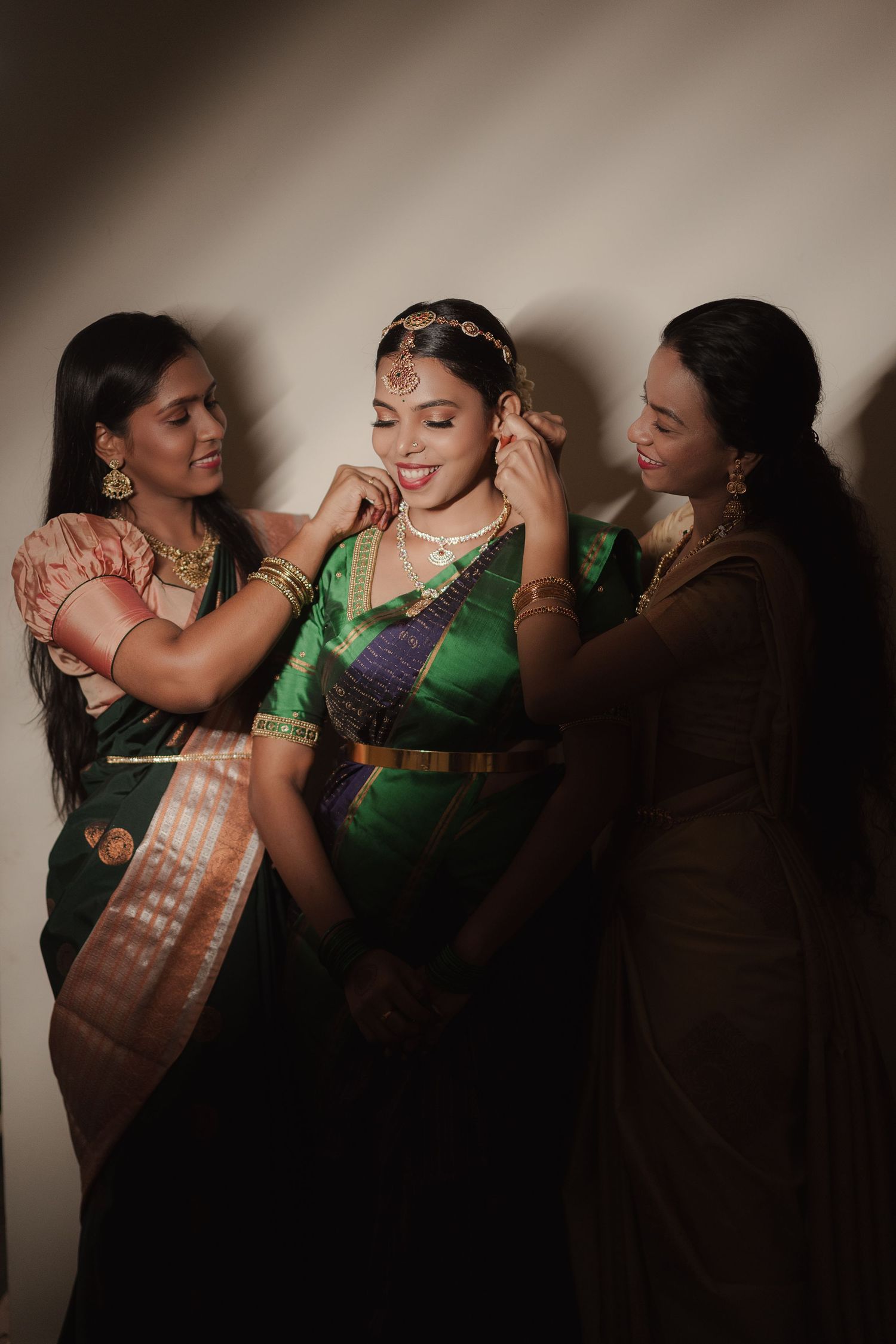Valarmathy & Varun — photograph 7