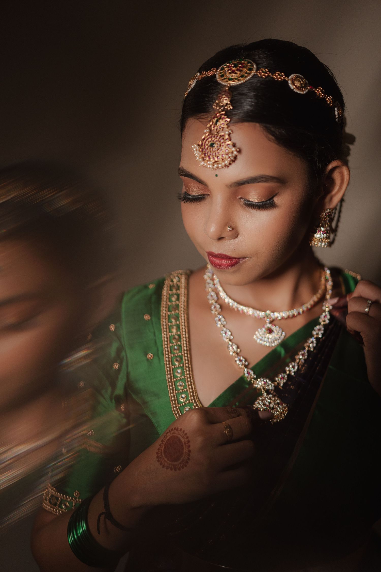 Valarmathy & Varun — photograph 10